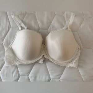 VICTORIA SECRET LIGHTLY LINE BRA